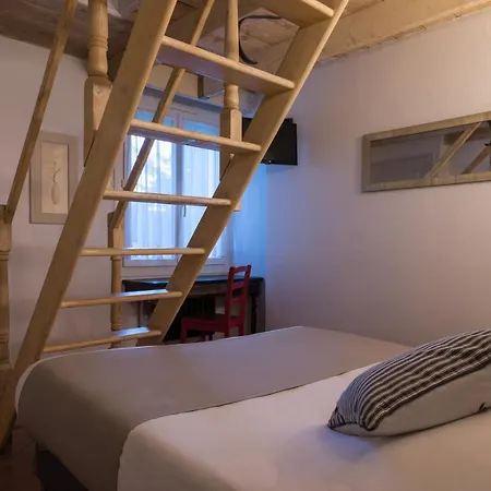 The Originals Boutique, Clair Hotel, מלון 3*