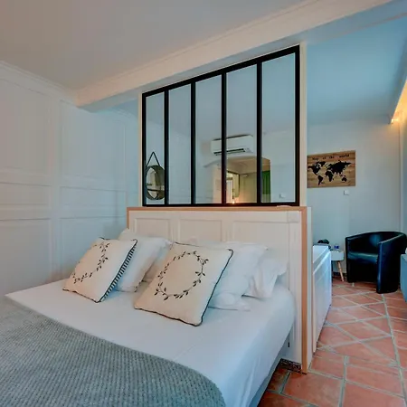 The Originals Boutique, Clair Hotel, מלון 3*
