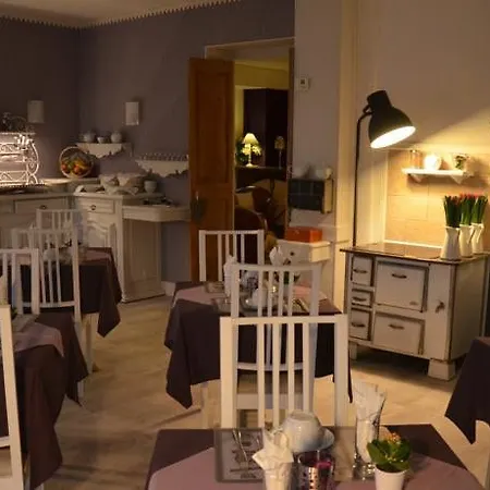 The Originals Boutique, Clair Hotel, מלון